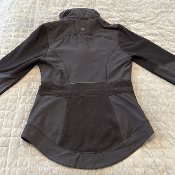 Athleta Softshell Fleece Jacket, Black, Zippered Pockets, Size XS - Picture 3 of 8